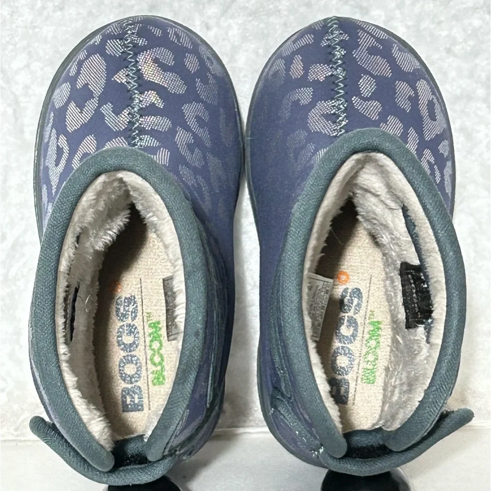 Bogs Kids Navy Leopard Print Waterproof Snow Boots